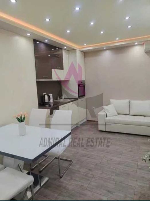 Дава се под наем Двустаен апартамент в Варна, м-т Акчелар - 55 кв.м за 580 € - Снимка #1