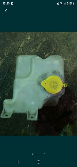 Бачок обыватель Субару 94г