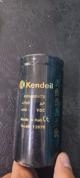 Продам конденсаторы