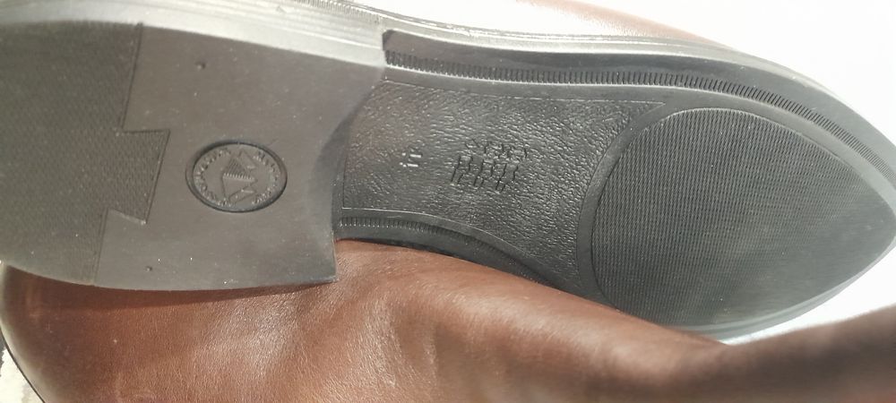 Мужская обувь  .