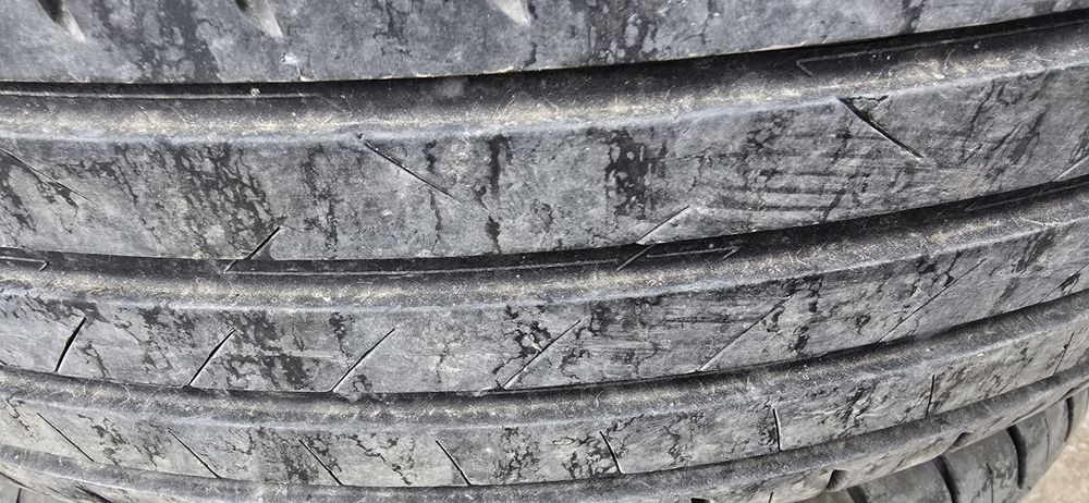 215 70 16 100h, dot 21, Летни гуми Vredestein Ultrac Toyota RAV 4, Алу