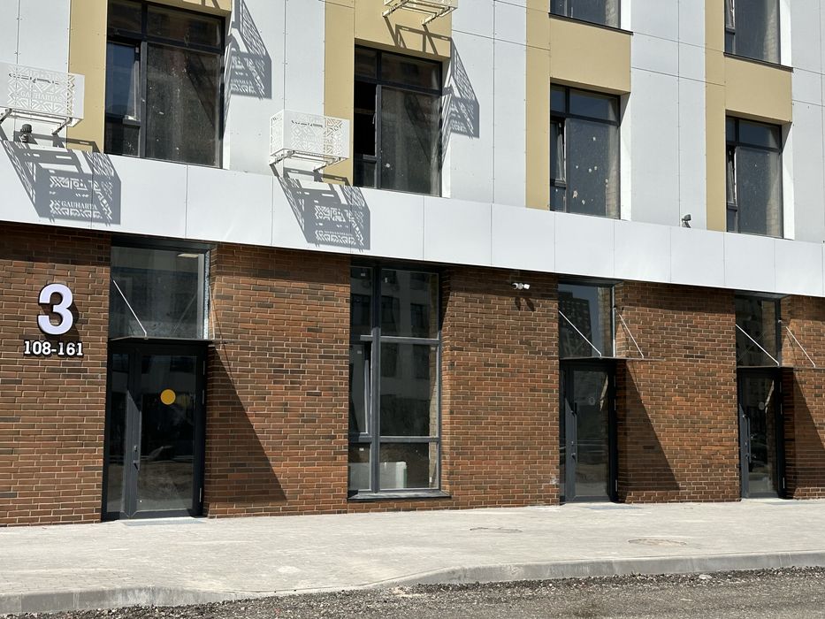 Продам помещение на первой линии проезжей улицы