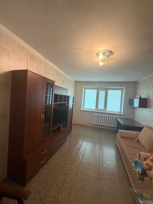 продам 2 ком квартиру на КСК