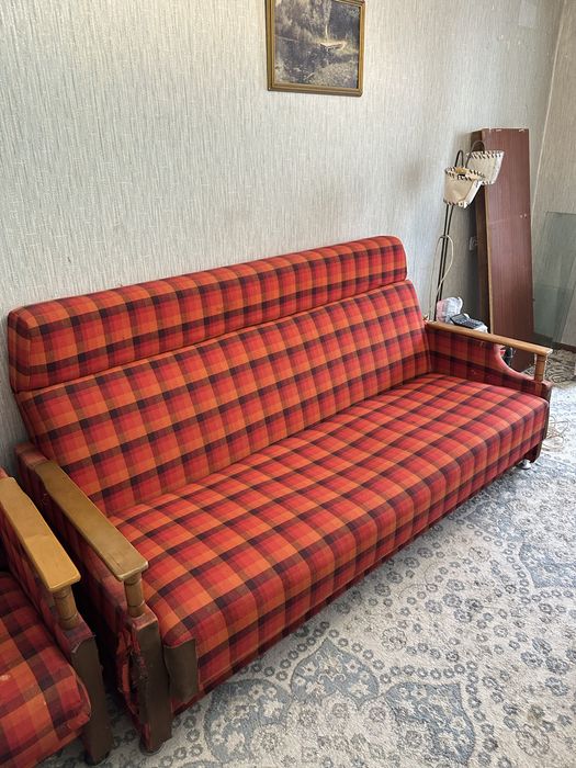 Отдам диван и кресла
