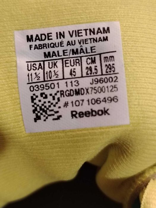 продавам маратонки La sportiva Gore tex и Reebok