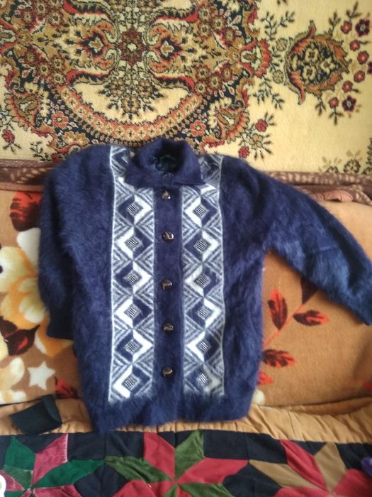 Продам кардиган  новый