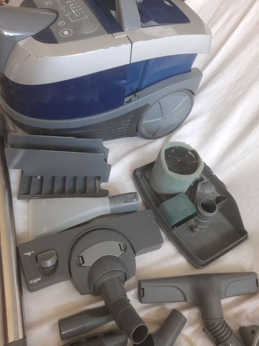 Продам пылесос.  Selmer без шланга.