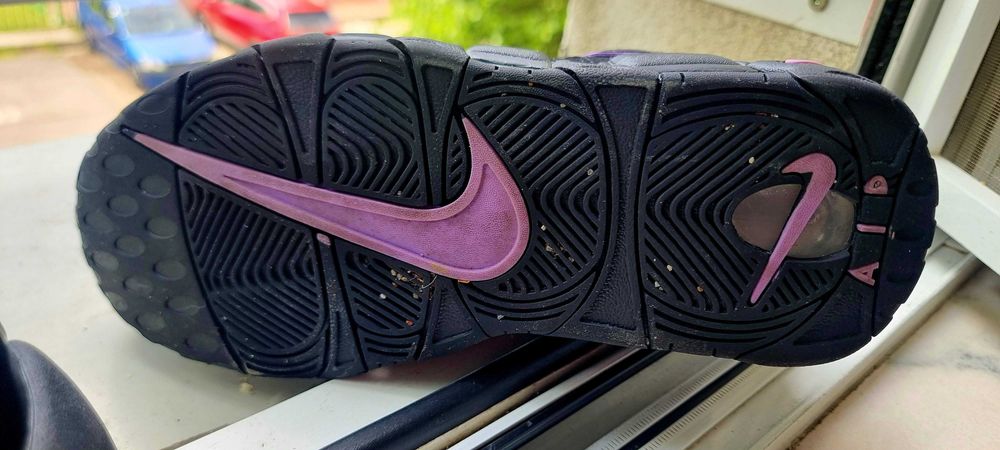 Vand NIKE AIR More Uptempo - Negru & Mov