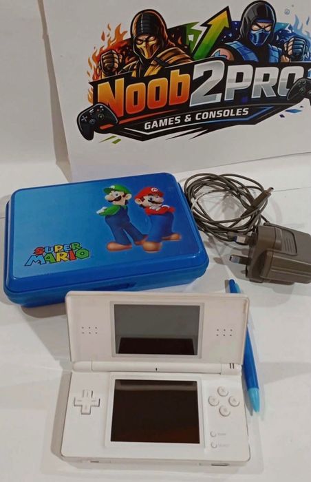 Nintendo DS Lite White + Super Mario Case