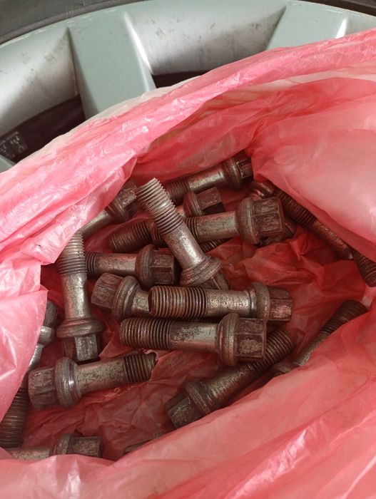 Гуми с джанти 18 цола Мерцедес