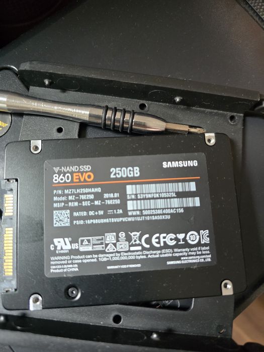 PC Gaming Ryzen 7 1700, RTX 2060 6GB, 32GB RAM, Windows 11