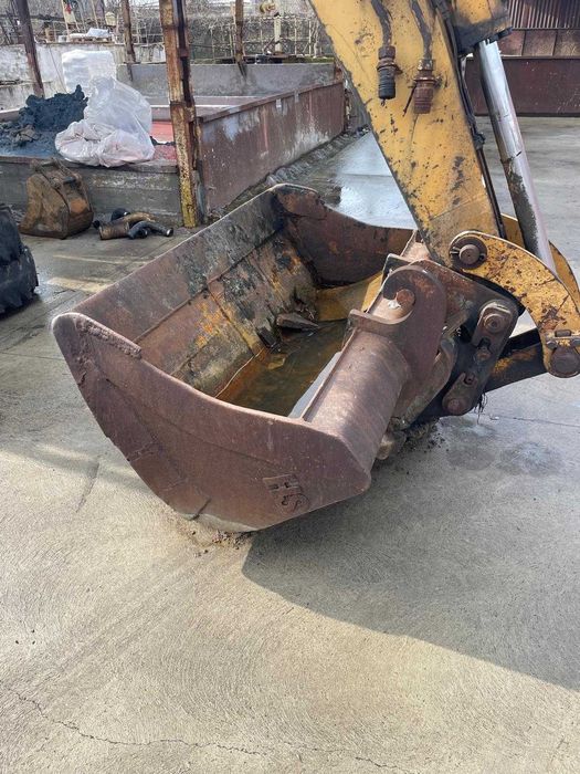 Excavator Furukawa pentru piese
