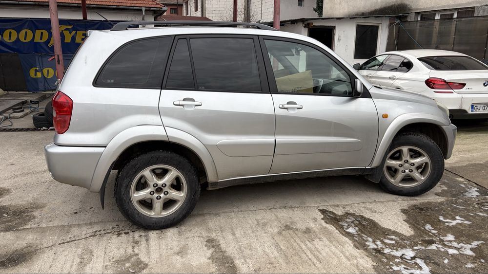 Toyota rav 4 automata  cutie ok benzina 2000 separat gpl