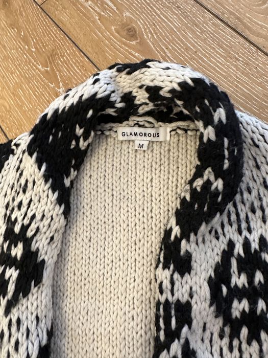 Pulover/ Jacheta GLAMOUR mar. M !