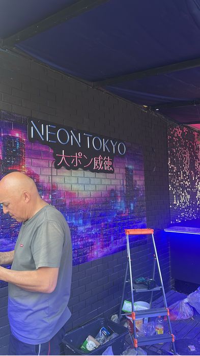Неоновая вывеска Neon Tokyo