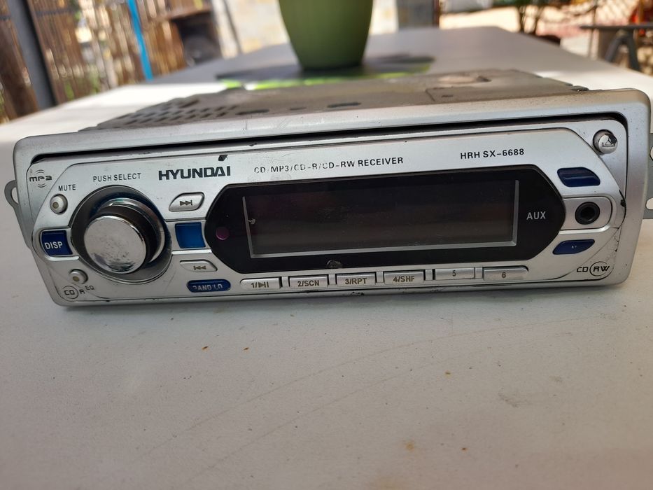 Casetofon hyundai radio aux