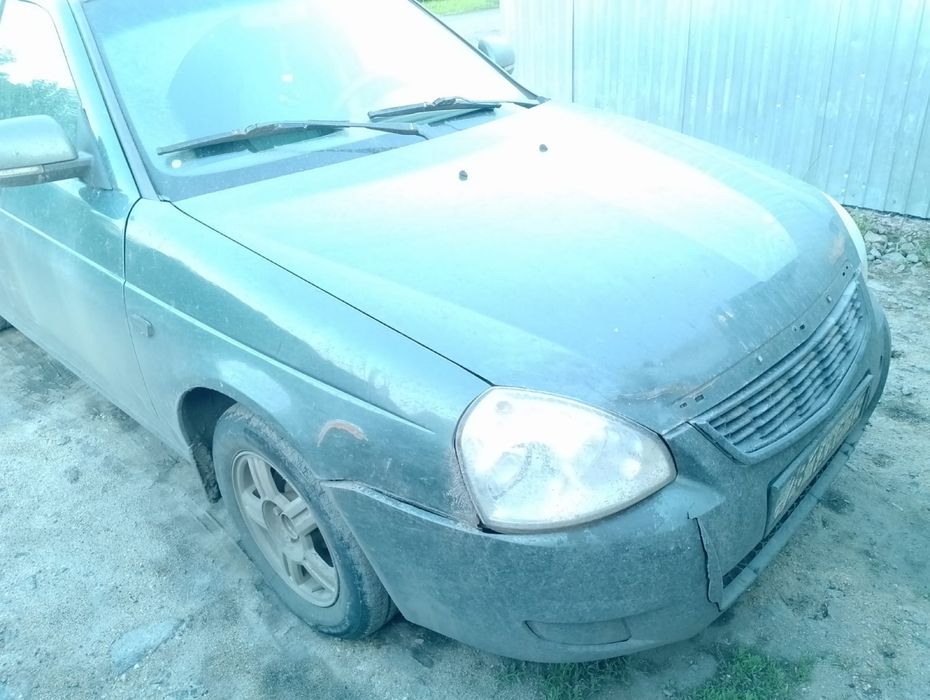Продам машину приора