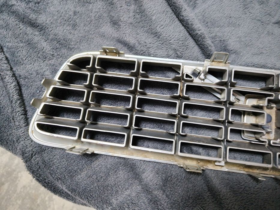 Предна решетка за Волво с80,volvo s80,2004g