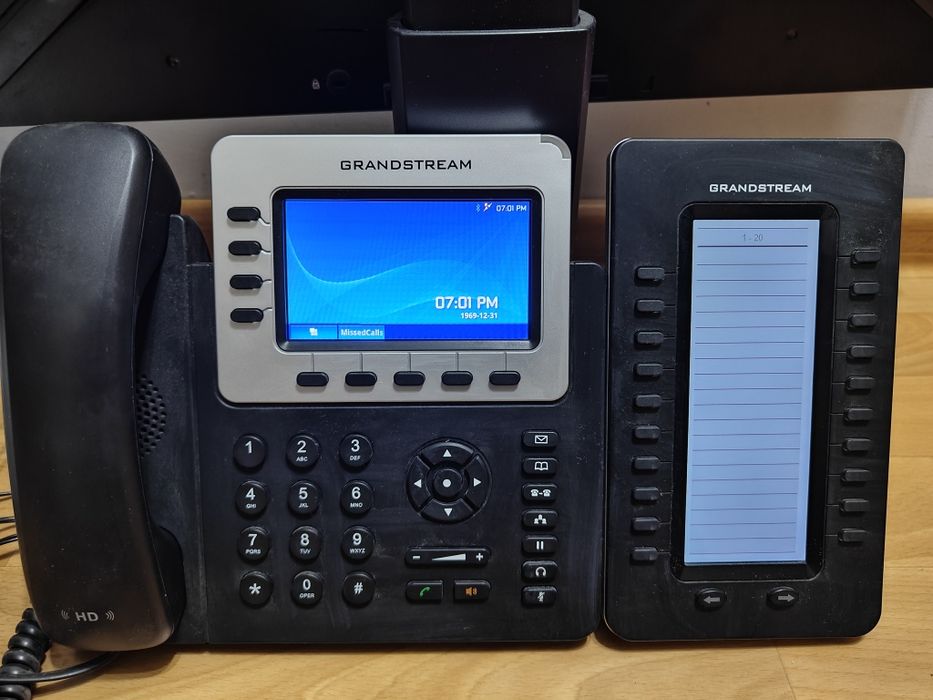 IP телефон Grandstream GXP2140 + GXP2200EXT