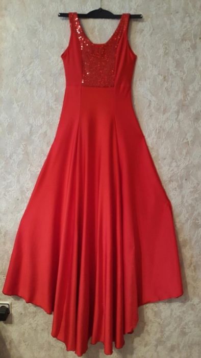 Продаю вечернее платье XS