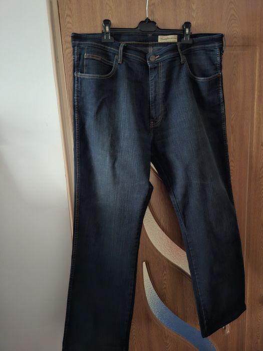 Blugi Wrangler  Texas , drepti.