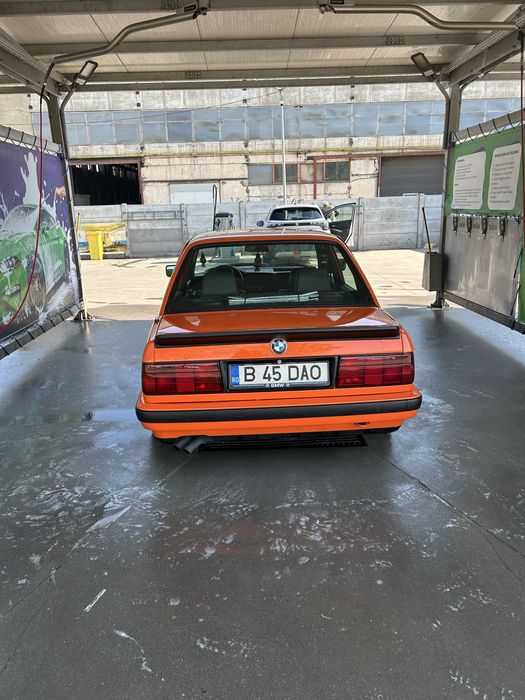 Bmw e30 324td automobil istoric
