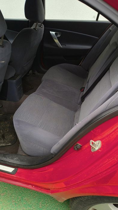 Vând Nissan Primera P12