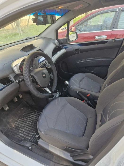 Спарк сотилади. Spark sotiladi