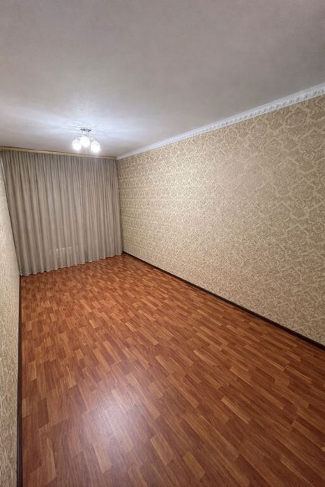 Продается 2 комн на 32 квартале.