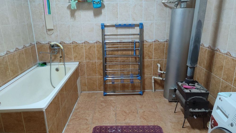 Продается участок в городе Бухара ориентир Латико молочный завод