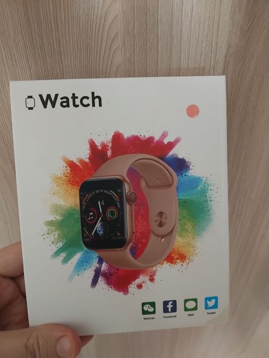 Смарт часы розовые