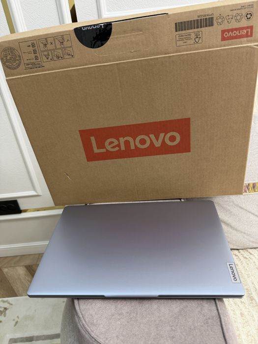 Ноутбук новый LENOVA