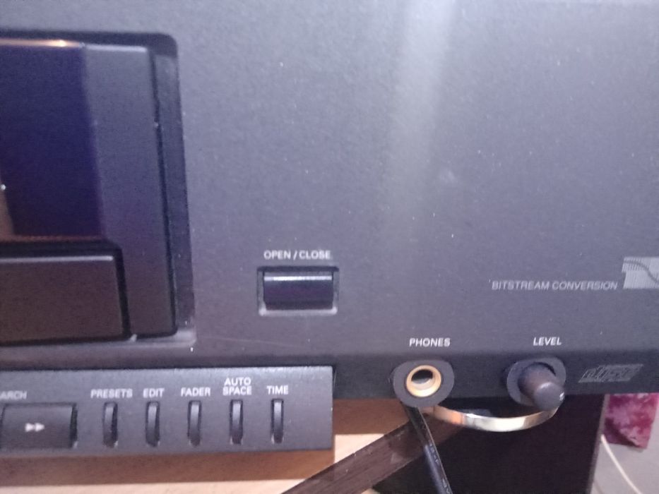 CD Phillips CD931 functional