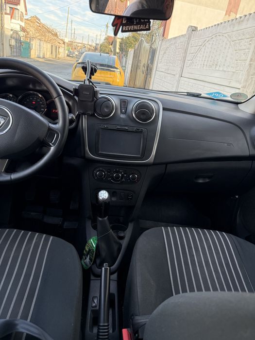 Vind Taxi Dacia sandero motor 900 cu turbo