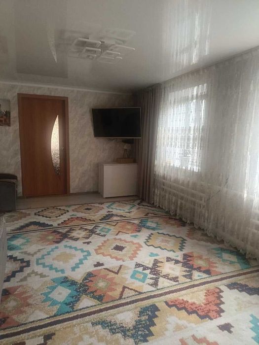 Продается Дом в районе центр рынка