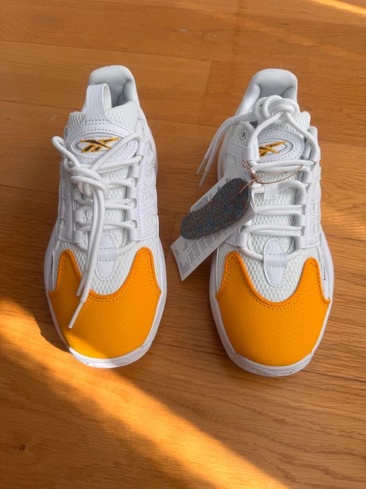 Reebok Solution Mid 37
