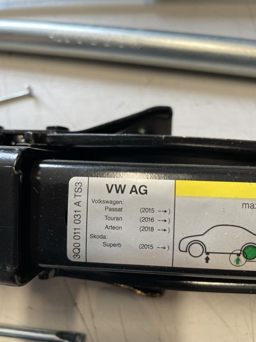 Cric original vw passat arteon touran skoda superb