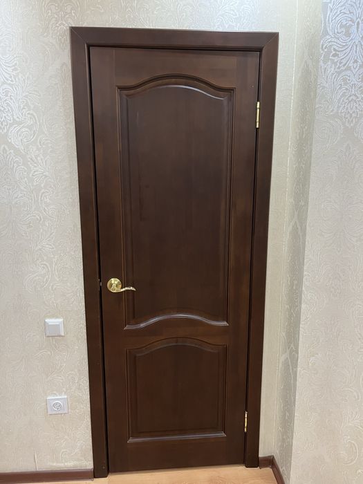 Продам б/у двери