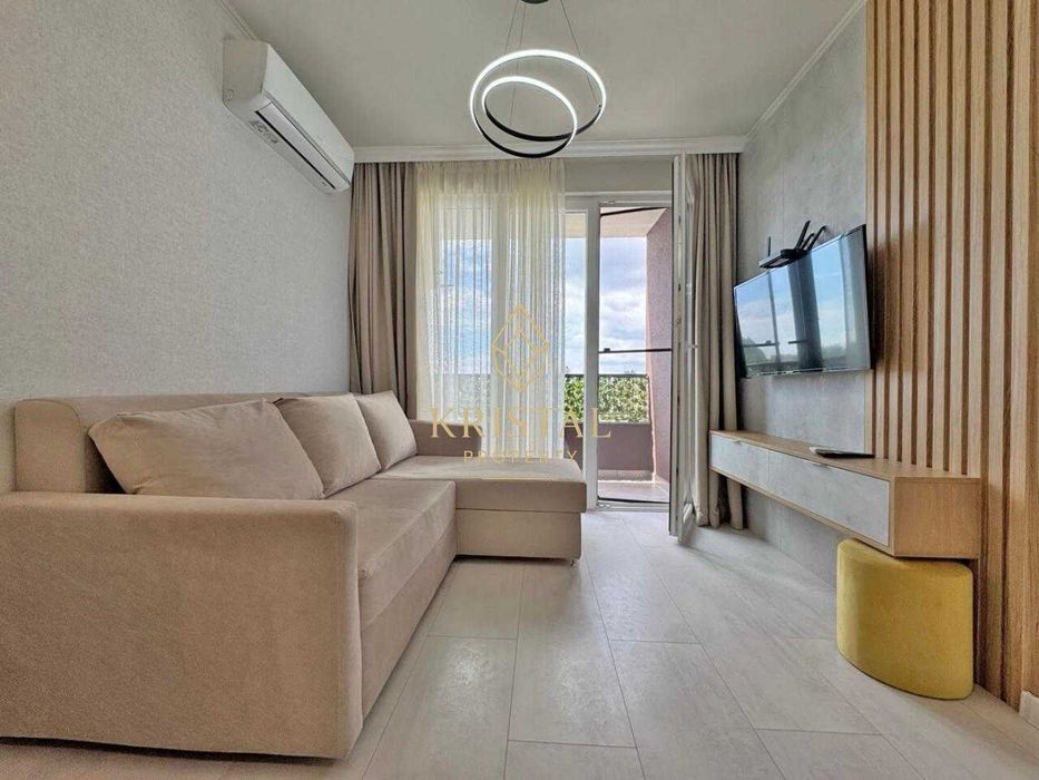 Продава се Двустаен апартамент в к.к. Слънчев бряг - 52 кв.м за 1991 €/кв.м - Снимка #4