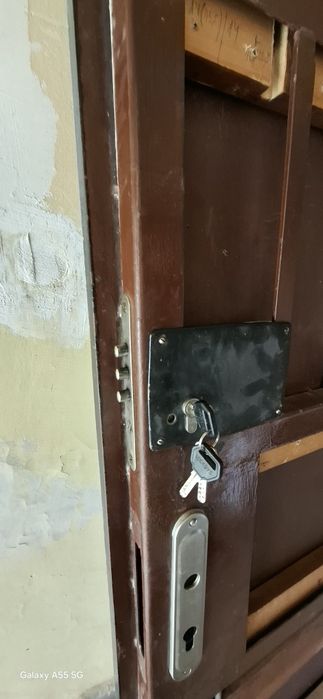 Входна метална врата 190/80