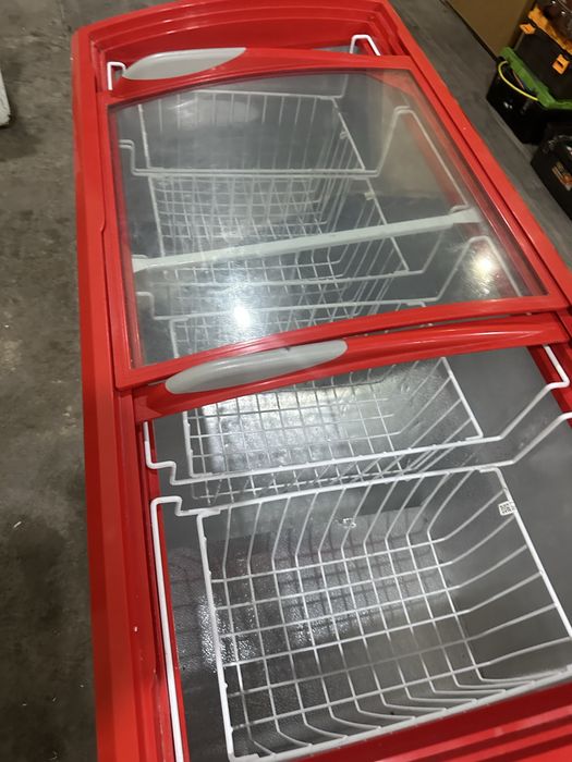 Срочно продается Морозилька Shivaki 330L