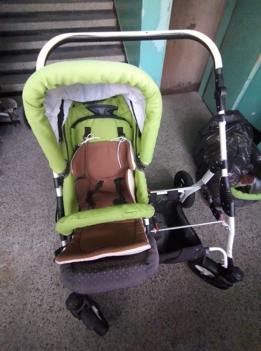 Количка за близнаци