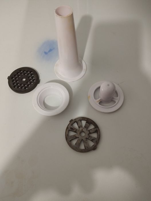 Продам срочно  мясорубка