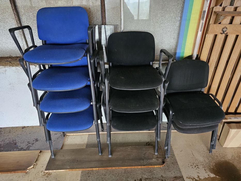 Scaune piele neagra scaune conferință  scaune pliabile