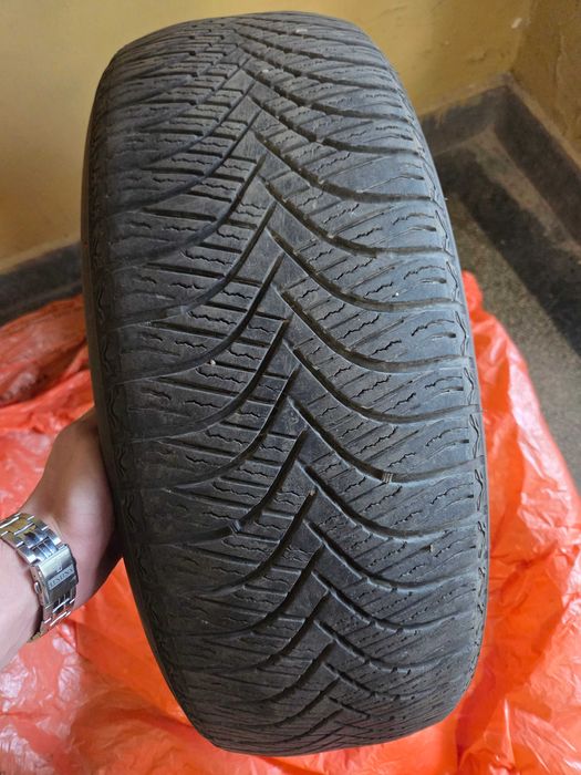 4 бр. всесезонни гуми Goodride 215/60 R17 96H