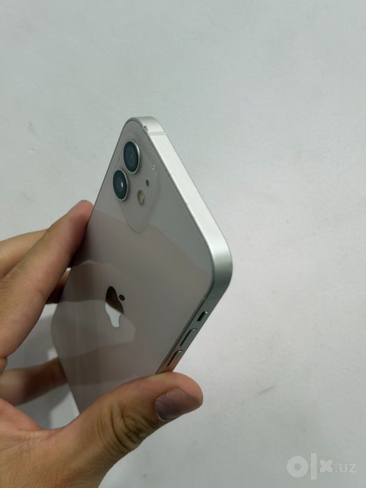 Iphone 12 radnoy