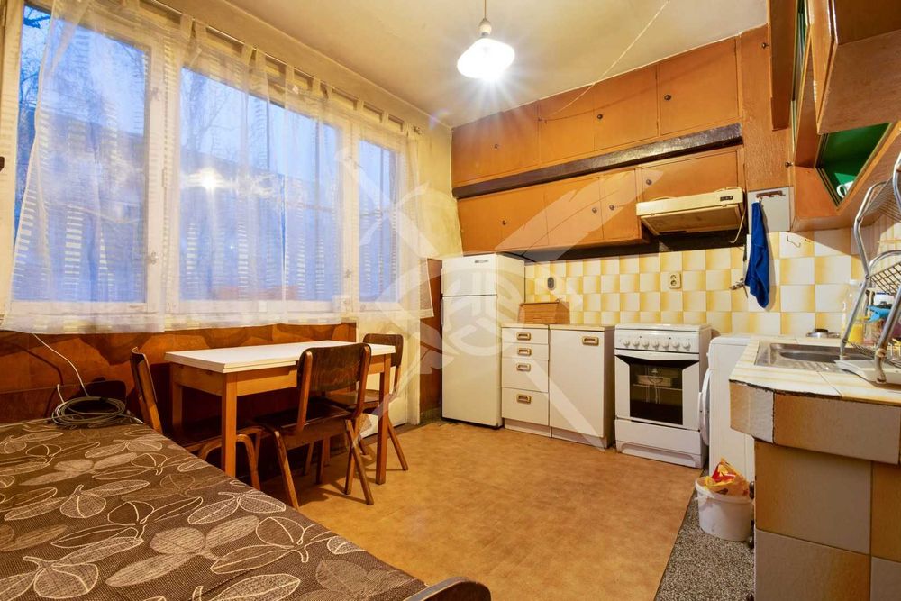 КЛЮЧ В КОМПАНИЯТА ! Тристаен апартамент в жк. Сухата река № 99123