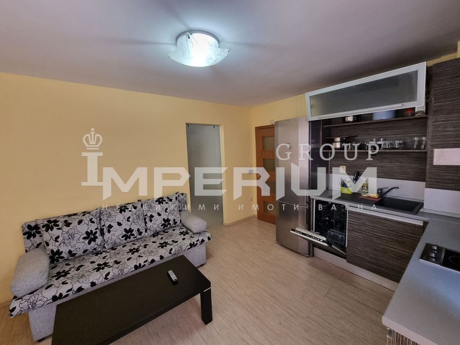 Дава се под наем Двустаен апартамент в Варна, Окръжна болница - 65 кв.м за 459 € - Снимка #2