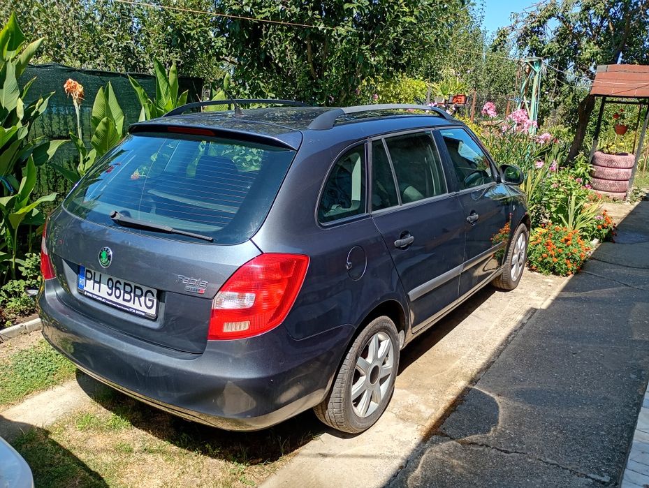 SKODA Fabia 2009 — imagine 5