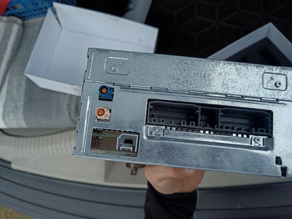 Navigatie jeep cu bt. wrangler, grand cherokee si rubicon